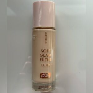 Catrice Soft Glam Filter Fluid In 002 Fair
